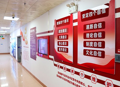 强化标杆引领，推进阵地建设